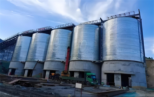 内蒙古螺旋卷板仓施工现场